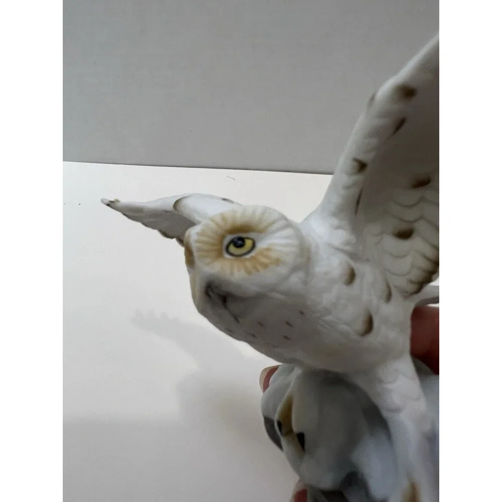 Vintage Little Snowy White Owl Bird Spread Wings Porcelain Figurine 5